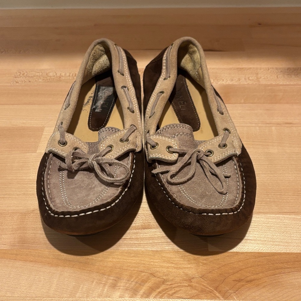 Vaneli Women's Moccasins in Two-Tone Brown and Tan